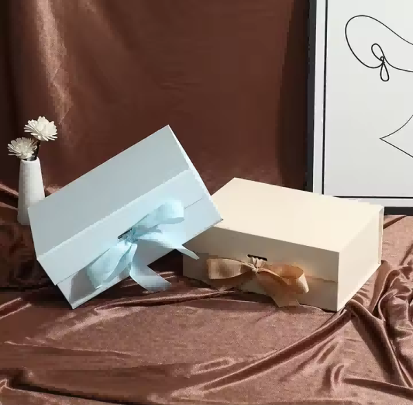 Foldable Magnetic Rigid Boxes